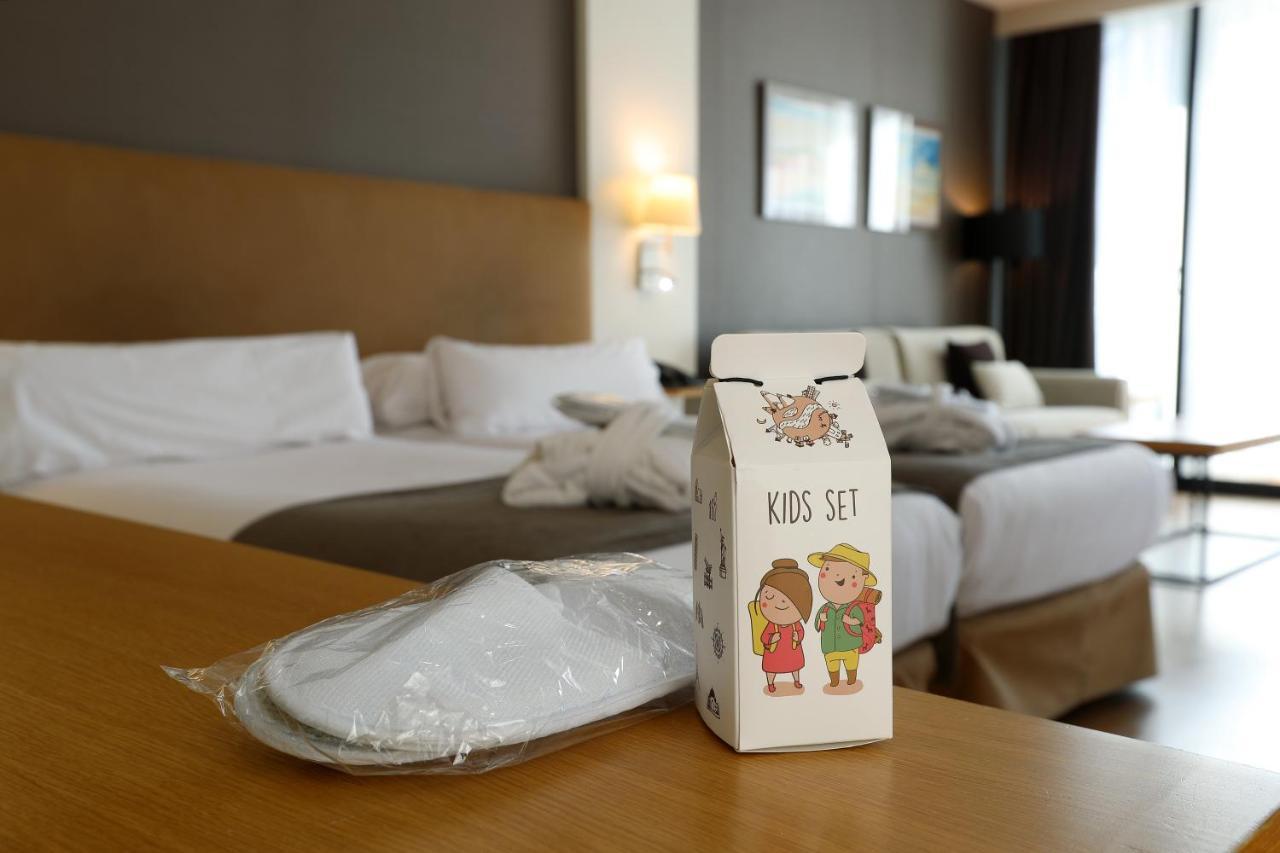 Guitart Grand Passage Hotel Барселона Екстериор снимка