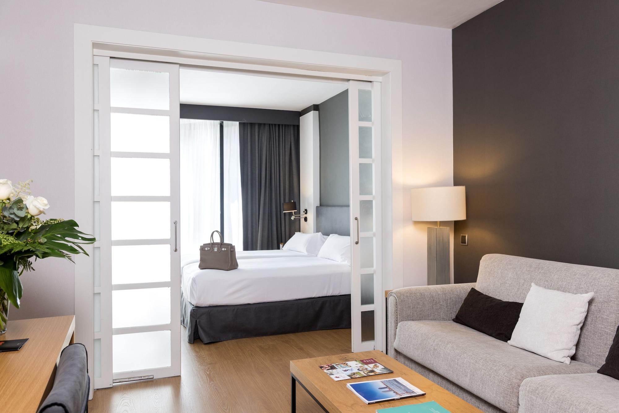Guitart Grand Passage Hotel Барселона Екстериор снимка