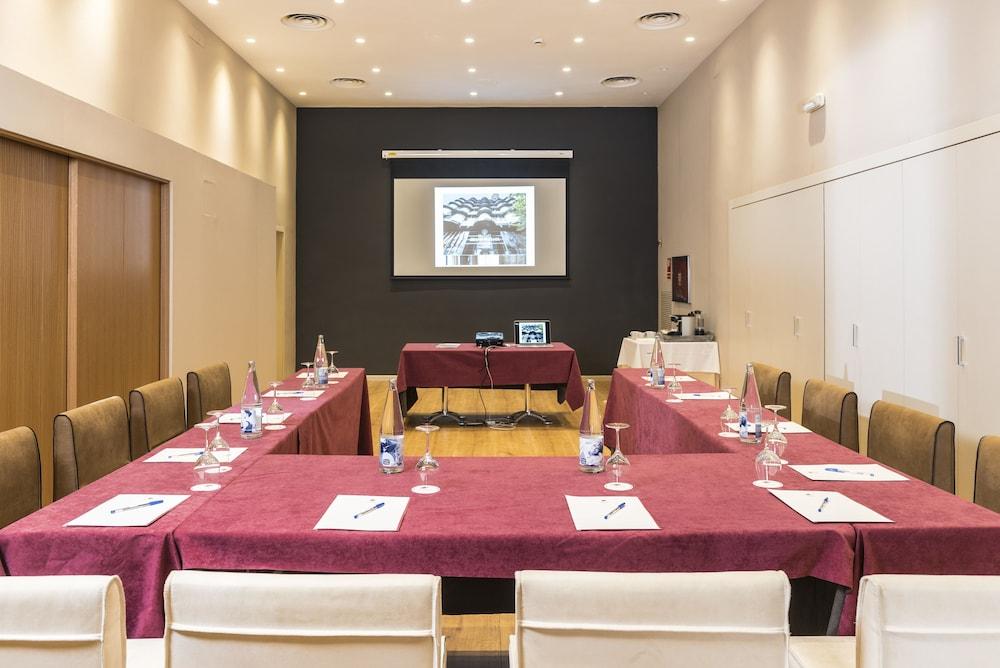 Guitart Grand Passage Hotel Барселона Екстериор снимка