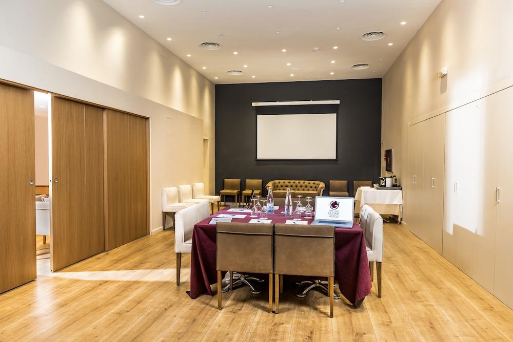 Guitart Grand Passage Hotel Барселона Екстериор снимка