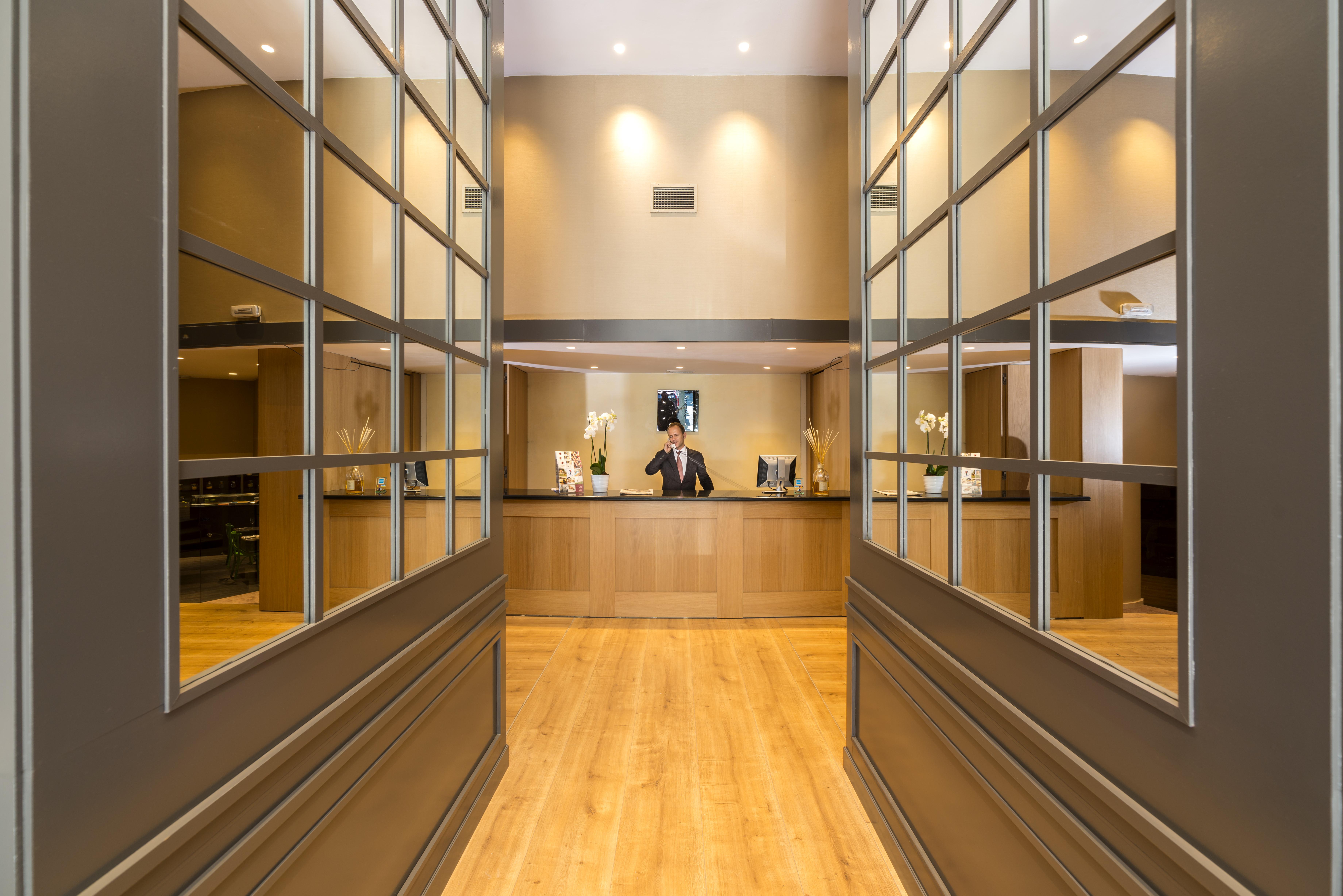 Guitart Grand Passage Hotel Барселона Екстериор снимка